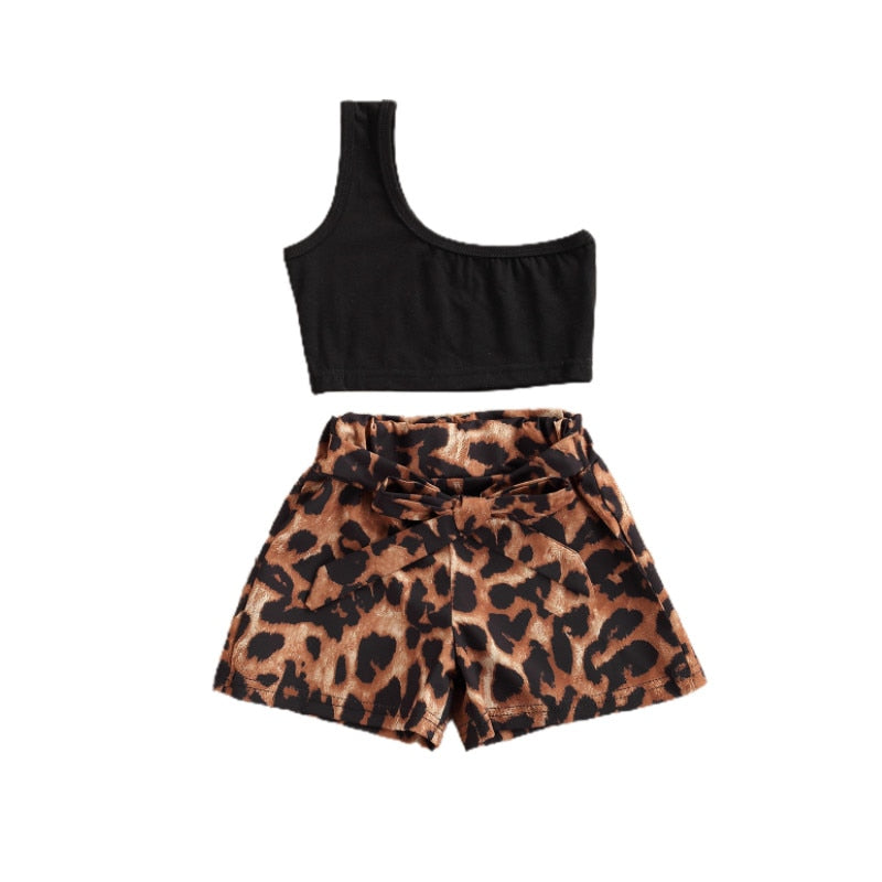 Toddler Girl's Fashion 2-piece Outfit Set, Top+ Shorts Set. Variety of colors and styles.